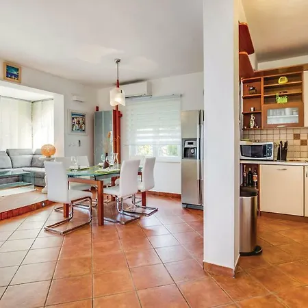 Apartment Petra Hills *